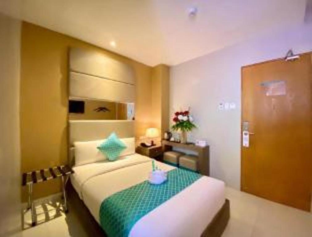 Hotel Estrella Таклобан Екстериор снимка